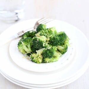 Lemon Pepper Steamed Broccoli Recipe