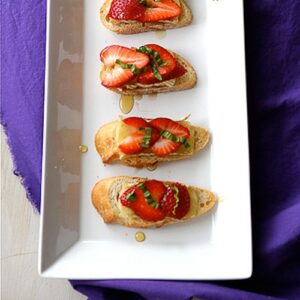 Crostini with Brie Cheese, Strawberries, Honey & Basil Recipe