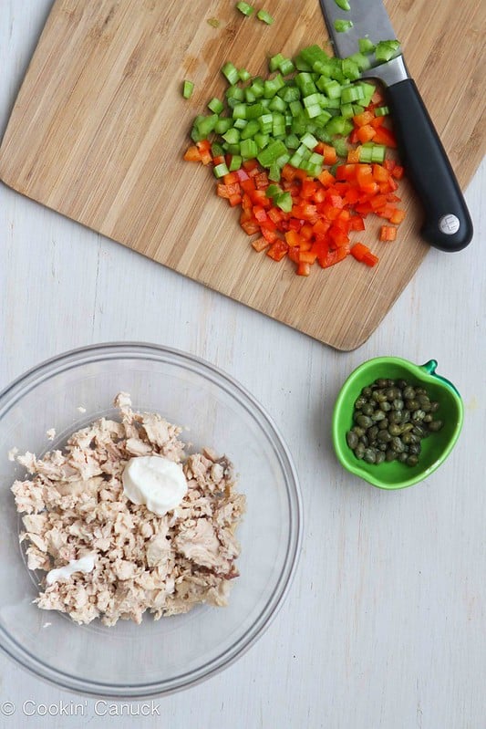 Low-Fat Salmon Salad Sandwich Recipe with Capers #lowfat #recipe