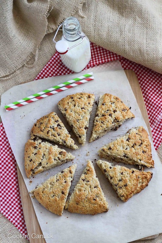 Healthy(er) Scones Recipe with Chocolate & Crystallized Ginger #recipe #baking