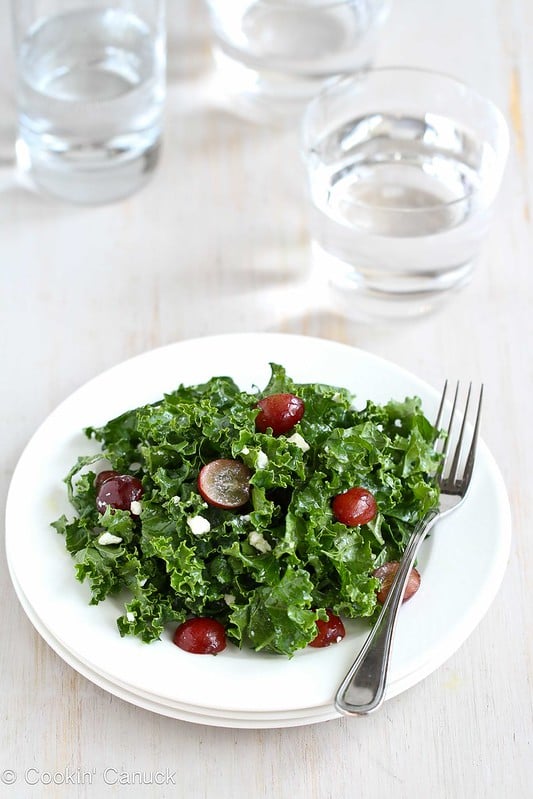 Chopped Kale Salad Recipe with Grapes & Feta Cheese, 129 calories and 3 Weight Watchers SmartPoints#recipe #salad #vegetarian