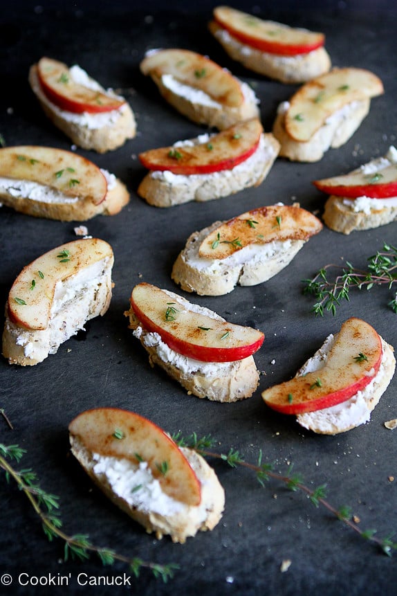 Cinnamon Apple and Goat Cheese Crostini...Sometimes the simplest recipes are the best! Only 44 calories and 1 Weight Watchers Freestyle SP