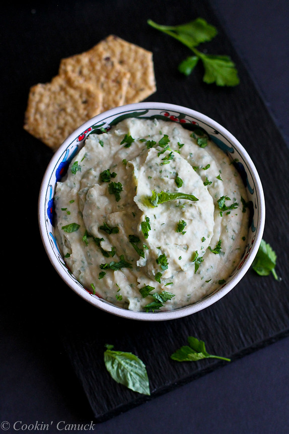 White Bean and Basil Hummus Recipe...The perfect afternoon snack! 92 calories and 2 Weight Watchers PP | cookincanuck.com #vegan
