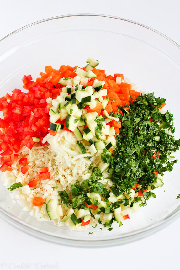 Grated Cauliflower Salad with Ginger Lime Dressing...This vegan salad pops with flavor! 100 calories and 3 Weight Watcher PP | cookincanuc.com #recipe