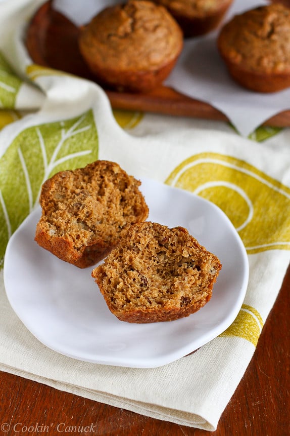 Whole Wheat Banana Nut Muffins Recipe...Great for breakfast or healthy snacking! 158 calories and 4 Weight Watcher PP | cookincanuck.com