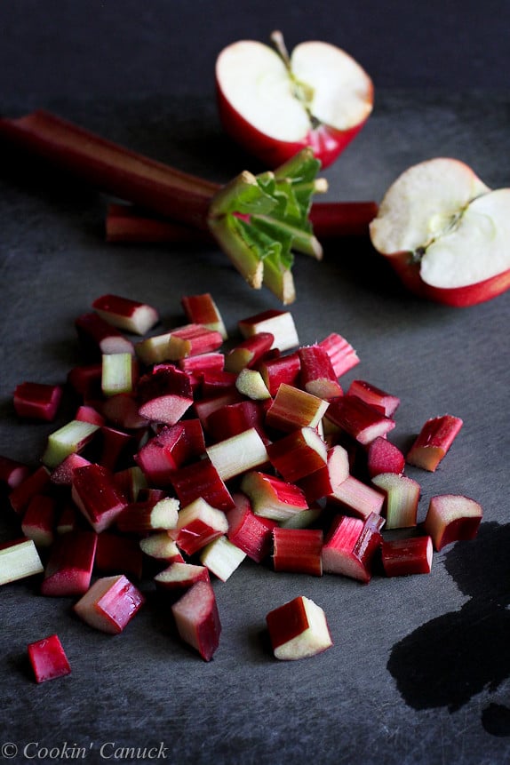 Rhubarb & Apple Crisp Recipe {Low Sugar}...A fantastic spring-time recipe! 181 calories and 5 Weight Watchers PP | cookincanuck.com