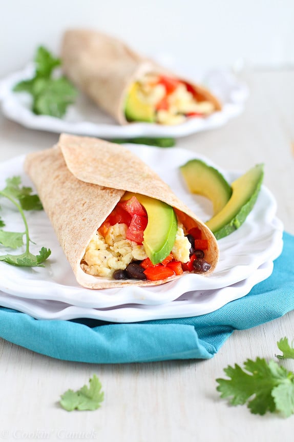 Healthy Breakfast Burrito with Avocado & Chipotle Yogurt...285 calories and 8 Weight Watchers PP | cookincanuck.com #vegetarian