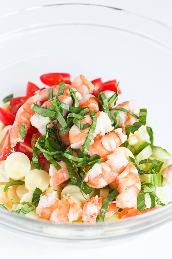 Shrimp, Hearts of Palm, Cucumber and Tomato Salad…Light & easy! 152 calories and 4 Weight Watchers PP | cookincanuck.com #recipe