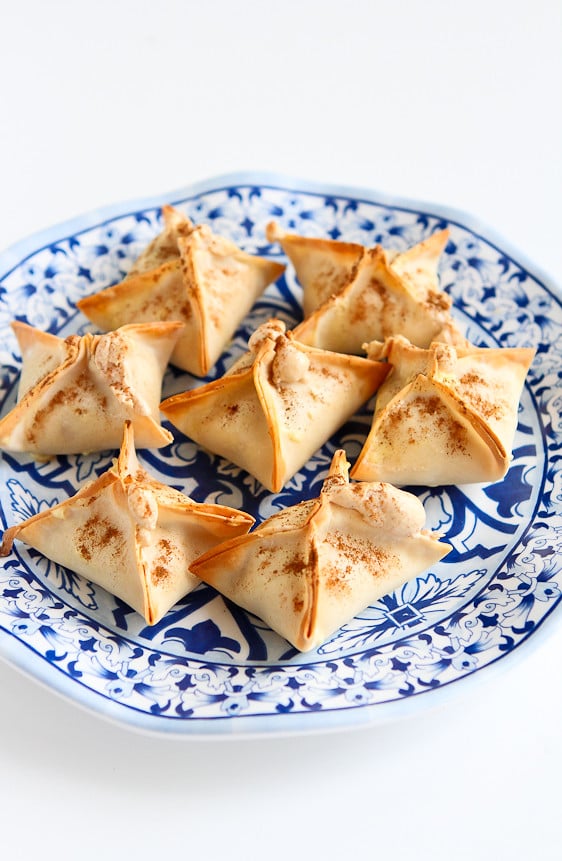 Baked Tart Cherry and Cream Cheese Wontons…Healthy snack or dessert – you decide. 80 calories and 2 Weight Watcher PP | cookincanuck.com #GoTart #recipe
