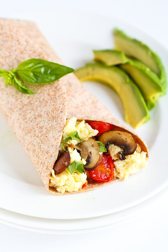 Breakfast Egg Wrap with Bacon, Mushrooms and Tomato...A great way to kick off the day! 298 calories and 6 Weight Watchers SmartPoints