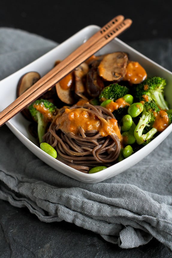 Soba Noodle Bowls with Vegetables and Peanut Sauce…Dig right into this healthy recipe for a quick and filling meal! 368 calories and 10 Weight Watchers PP | cookincanuck.com #recipe #vegan