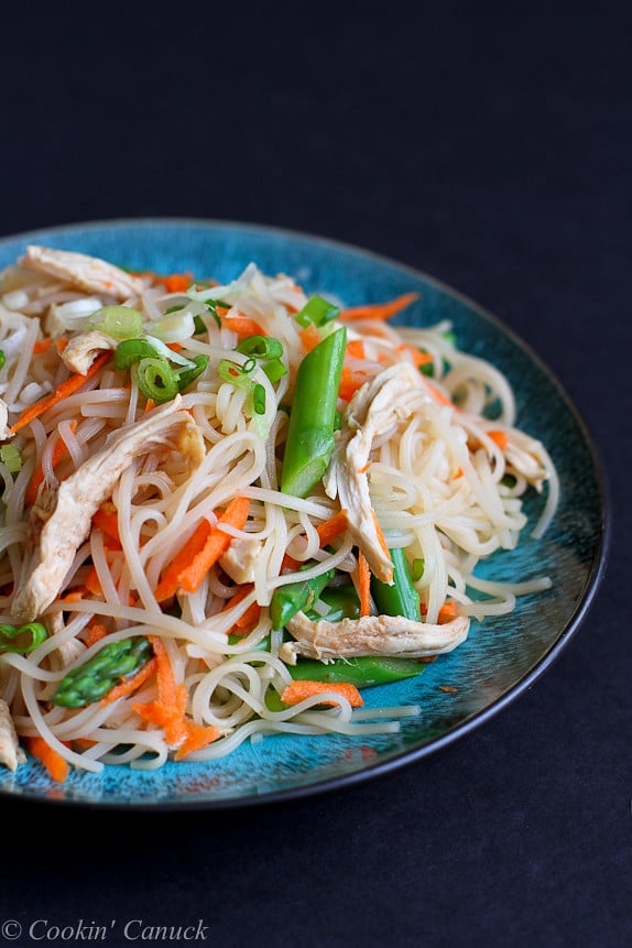 Rice Noodles with Chicken, Asparagus and Soy Ginger Sauce Recipe...Quick to make, with a fantastic soy ginger flavor. 172 calories and 4 Weight Watcher PP | cookincanuck.com #healthy