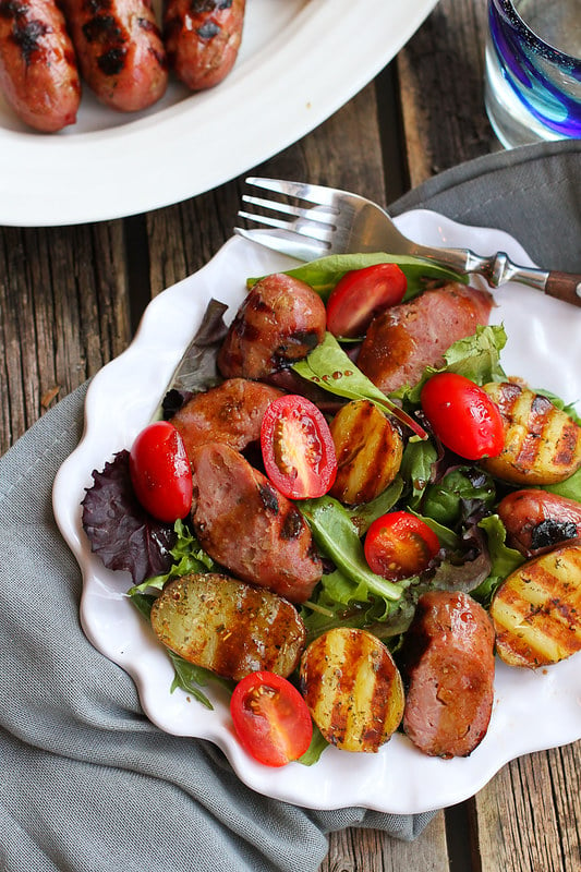 Grilled Sausage and Potato Green Salad…This healthy recipe has all the flavors of a summertime barbecue! 292 calories and 8 Weight Watchers Freestyle SP