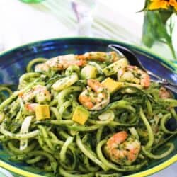Chimichurri cucumber noodles are fantastic on their own, but when you add creamy avocado, shrimp and hearts of palm, you have a magical summertime dinner recipe. 245 calories and 5 Weight Watchers Freestyle SP #cleaneating #shrimp #recipe