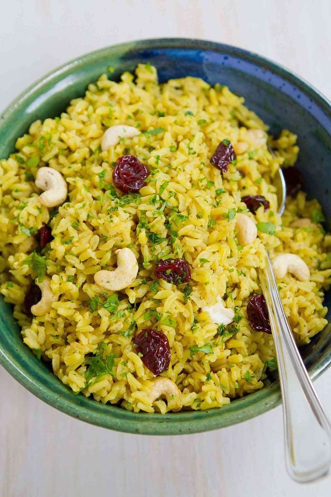 Kick up your side dish game with this Turmeric Rice recipe, complete with crunchy cashews and sweet-tart cherries. Vegan and gluten free. 108 calories and 3 Weight Watchers Freestyle SP