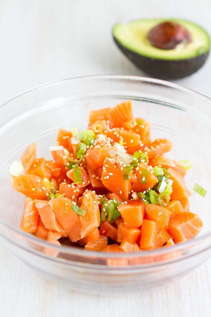 If you are a poke lover, this Avocado Salmon Poke Salad Bowl is right up your alley! Light and beyond flavorful.. 327 calories and 5 Weight Watchers Freestyle SP