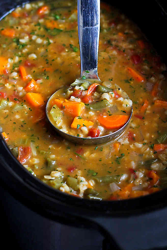 Slow Cooker Vegetable Barley Soup Recipe {Vegan}...A tasty way to get a couple of servings of vegetables! 164 calories and 4 Weight Watcher Freestyle SP