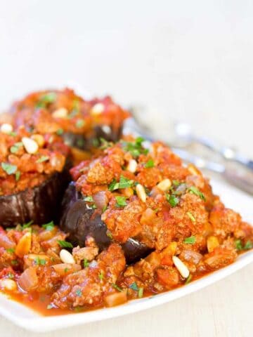 This healthy eggplant recipe, with a spiced meat sauce, will make anyone fall in love with this healthy veggie. 330 calories