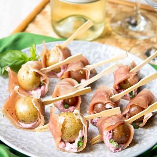 Perfectly bite-sized and delicious, these prosciutto potato skewers have the perfect balance of sweet and savory, thanks to some cherry goat cheese. 41 calories and 2 Weight Watchers Freestyle SP.