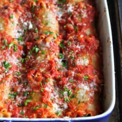 The flavors in these vegetarian lasagna rolls are the definition of comfort food! Roasted eggplant, zucchini and mushroom give a great meaty texture and smoky flavor to this healthy dinner recipe. 185 calories and 6 Weight Watcher Freestyle SP #lasagna #pasta #vegetarian #weightwatchers