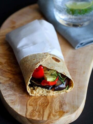This easy vegan Grilled Vegetable Wrap Sandwich is made even better with a smear of hummus and a sprinkle of fresh basil. It's perfect for Meatless Monday! 232 calories and 4 Weight Watchers Freestyle SP #vegan #weightwatchers