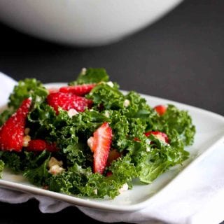 This is a kale salad recipe that you will not be able to stop eating. Sweet strawberries and creamy feta cheese add flavor in all the right ways. 187 calories and 4 Weight Watchers Freestyle SP #kale #weightwatchers