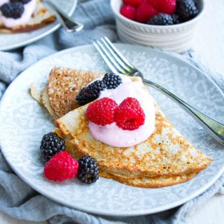 2 Ingredient Crepes! Truly, you need just two ingredients to make this easy delicious breakfast or dessert. You'd never guess that they don't include a single pinch of flour. 76 calories and 2 Weight Watchers Freestyle SP #crepes #glutenfree #weightwatchers