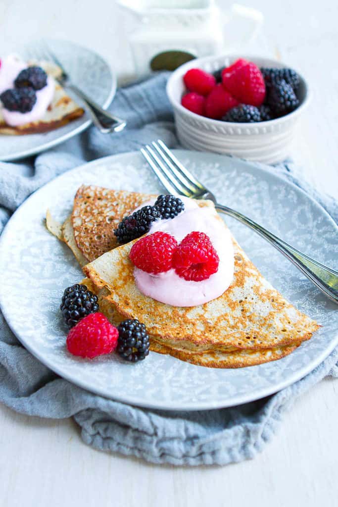2 Ingredient Crepes! Truly, you need just two ingredients to make this easy delicious breakfast or dessert. You'd never guess that they don't include a single pinch of flour. 76 calories and 2 Weight Watchers Freestyle SP #crepes #glutenfree #weightwatchers