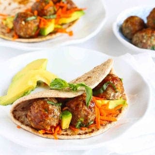 This takes meatball sandwiches to a whole new level! The flavors in this Asian Meatball Sandwich recipe are beyond delicious. Sweet and savory, with a side of healthy. 341 calories and 9 Weight Watchers Freestyle SP #sandwich #meatballs #avocado
