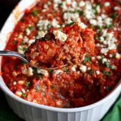 Greek Turkey, Rice and Feta Casserole...This healthy casserole is full of lean protein and whole grains. 270 calories and 6 Weight Watchers Freestyle SP #recipe #weightwatchers #casserole