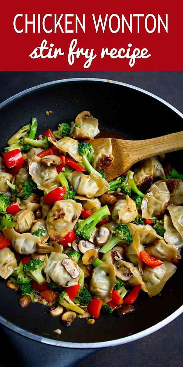 30 minute dinner idea! This Chicken Wonton Stir Fry is a breeze to make and is always popular with my family. 213 calories and 5 Weight Watchers Freestyle SP #weightwatchers #easyrecipes #stirfry