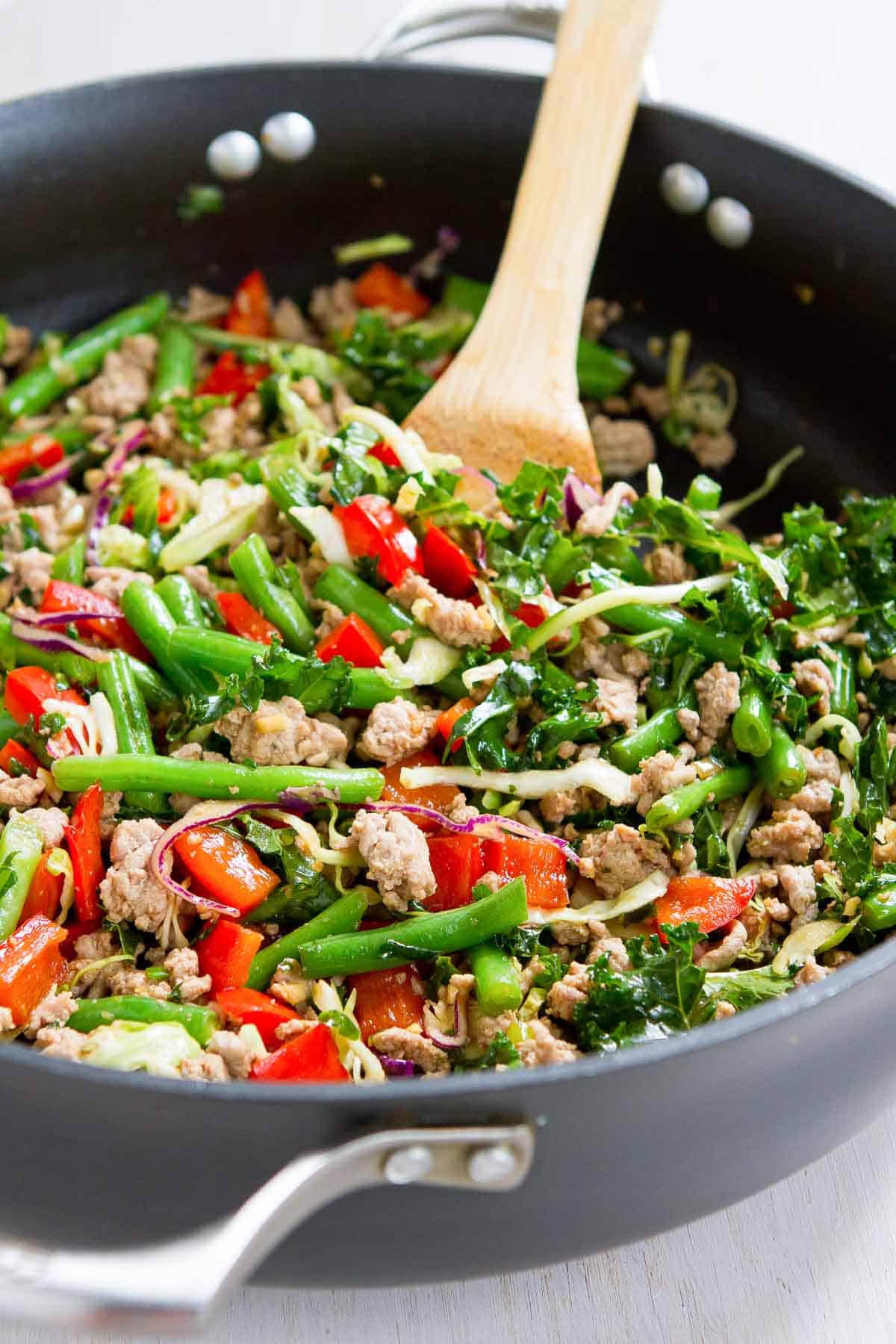 Need a healthy 20-minute meal tonight? This Ground Turkey Stir-Fry with Green Beans and Kale is packed with vegetables and nutrients. 