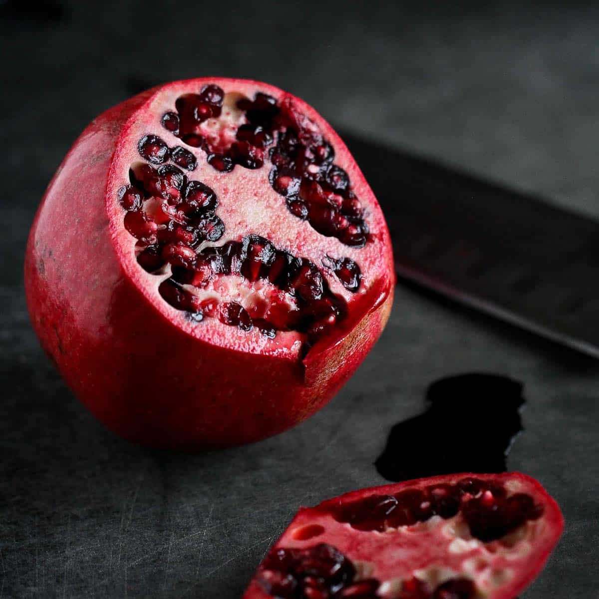 How-to-Seed-Pomegranate-Square 